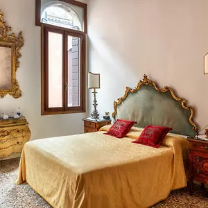 Luxury Venetian 2*, Βενετία Ιταλία