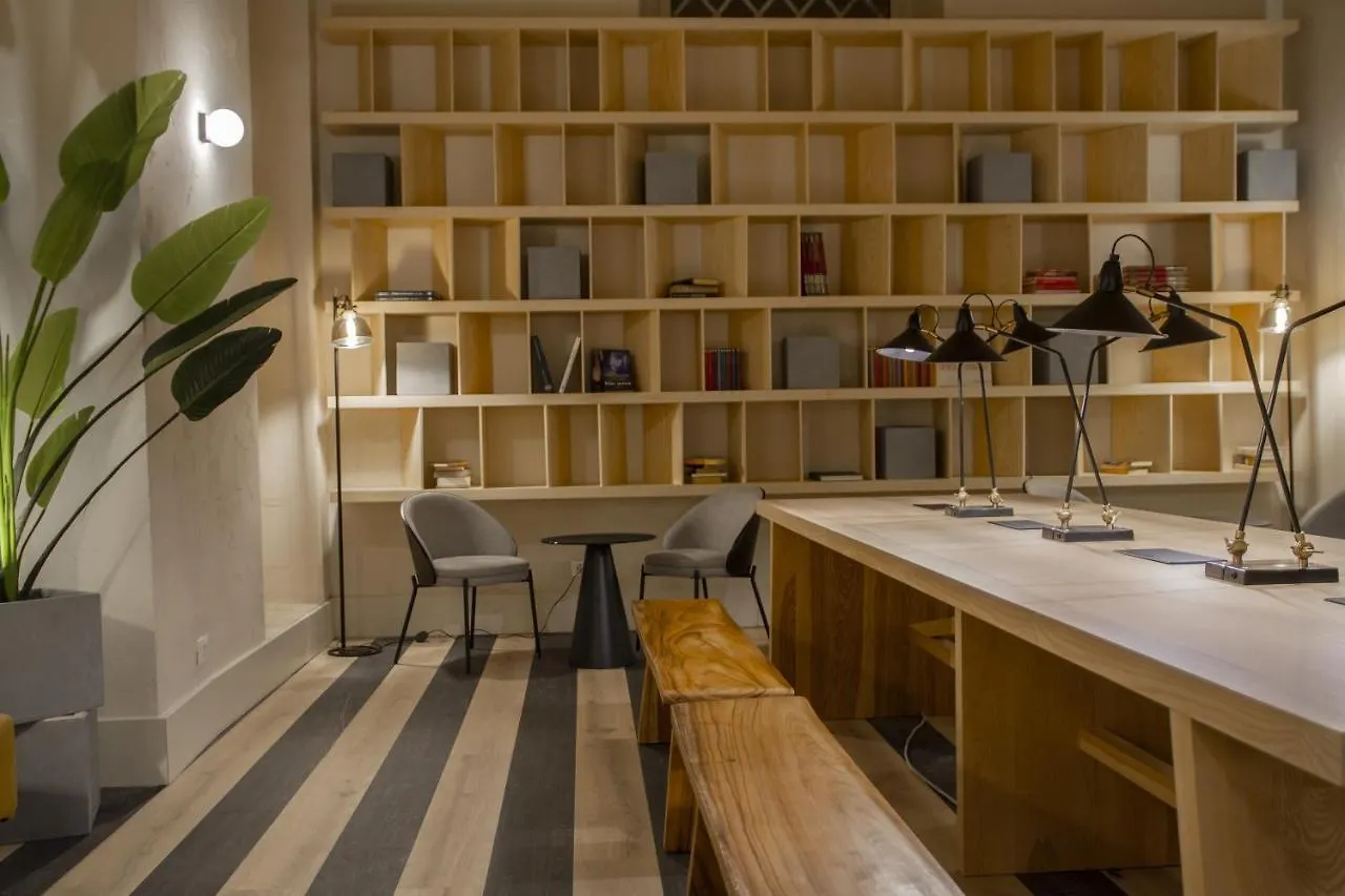 Room Select Via Veneto Рим