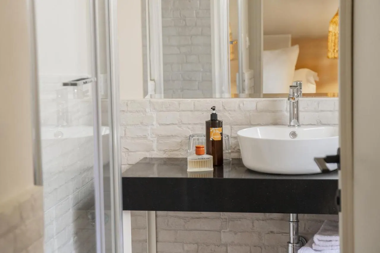 Room Select Via Veneto Рим
