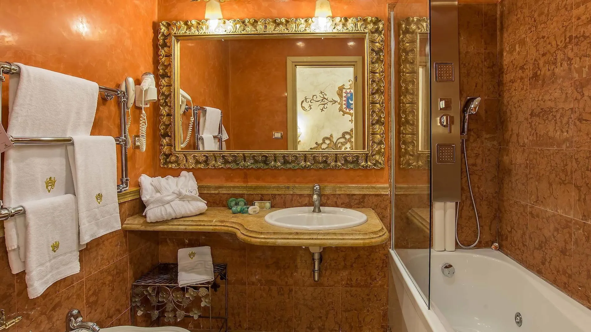 Room Select Via Veneto Рим Отель