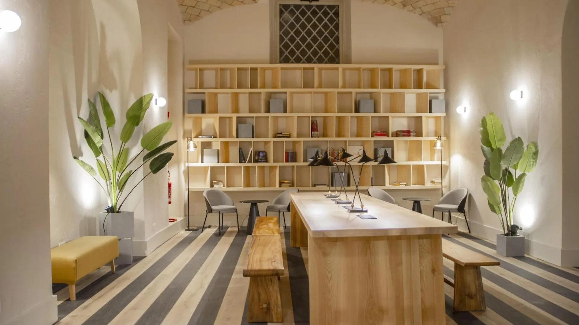 Отель Room Select Via Veneto Рим
